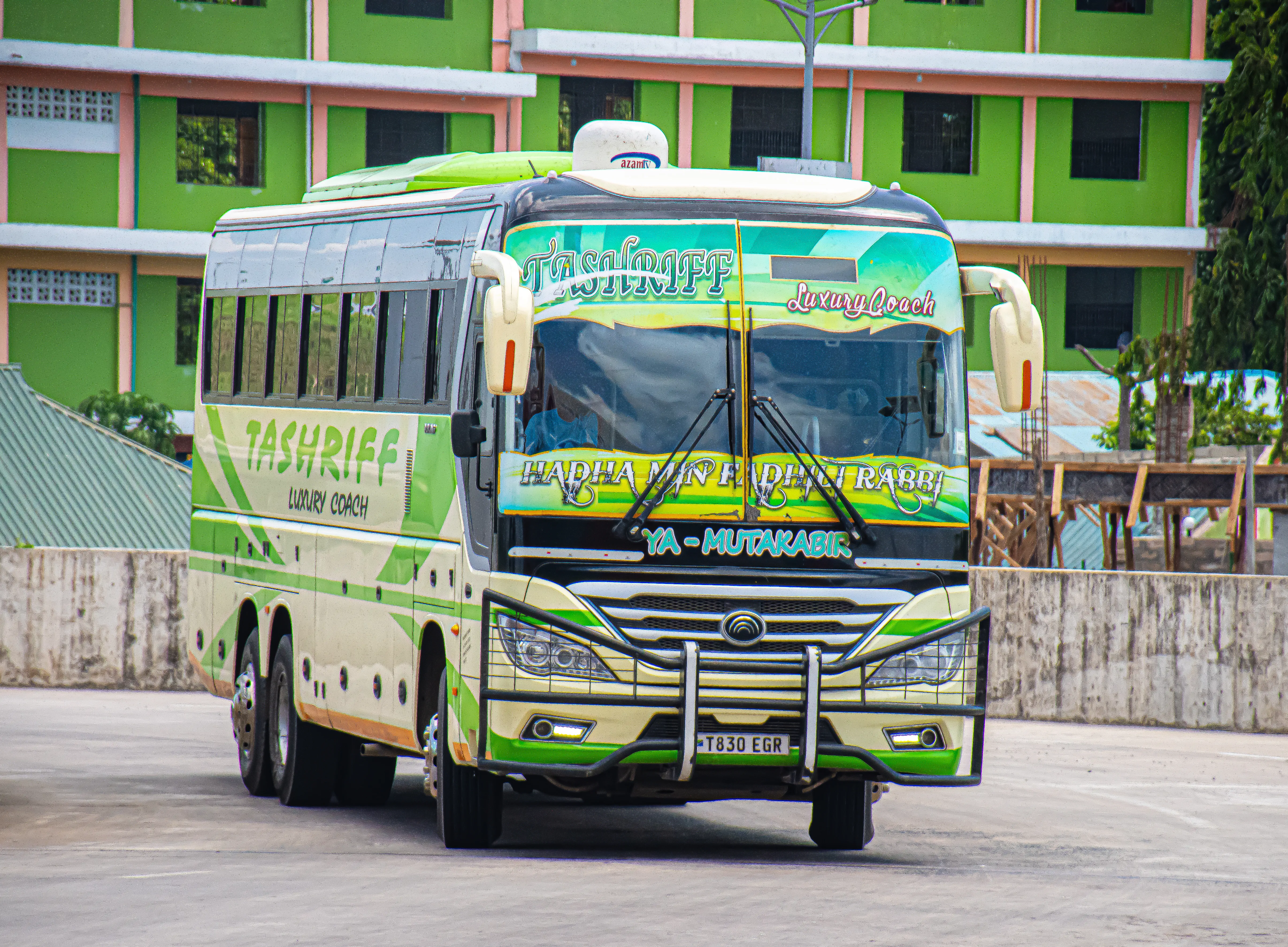 Mwongozo wa Mwisho wa Kusafiri kwa Basi Tanzania